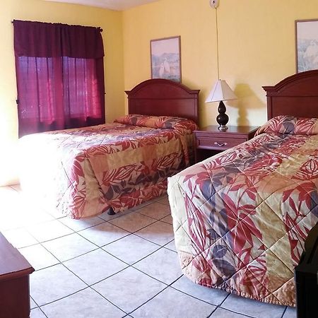 Twi Light Motel Holly Hill ภายนอก รูปภาพ